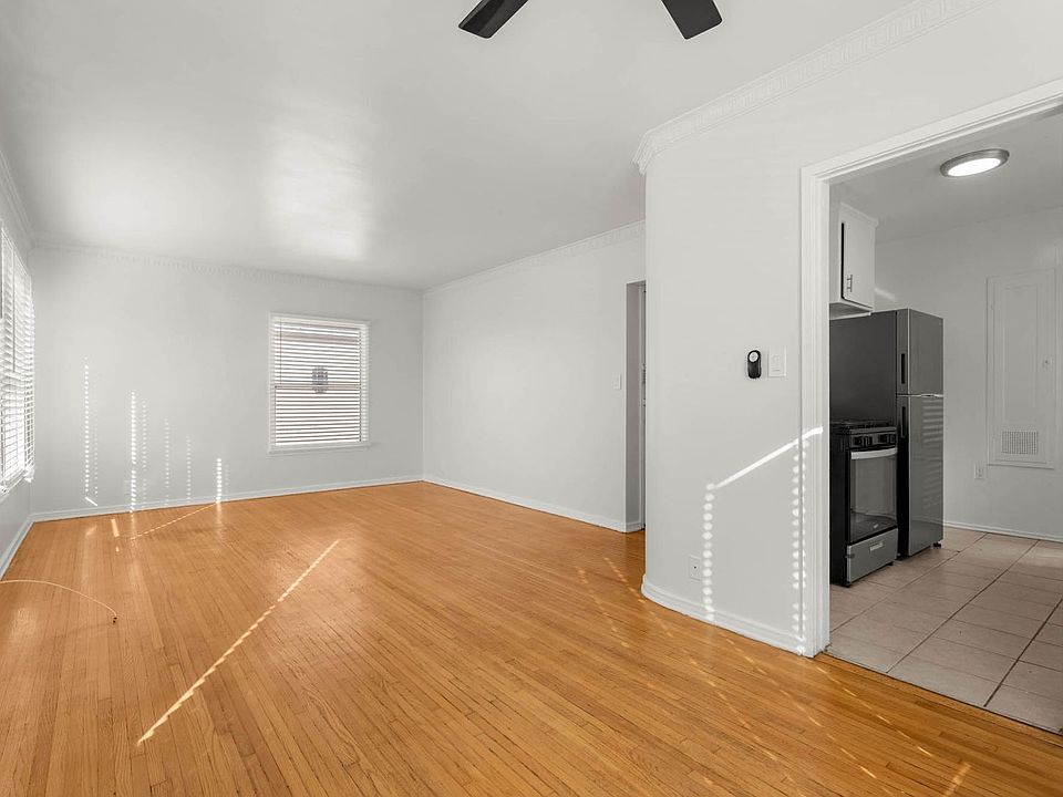 1st image of 2269 W Adams Blvd #H11