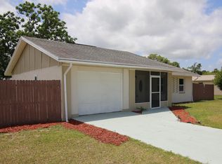 3585 Ridgeway Ave, Mims, FL 32754