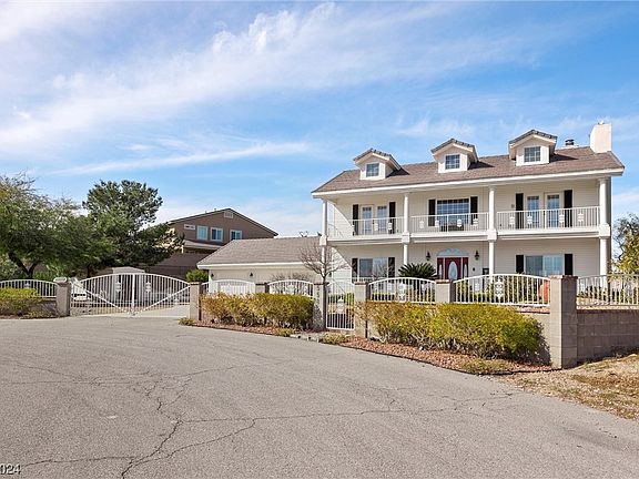 3rd image of 5585 Egan Crest Dr