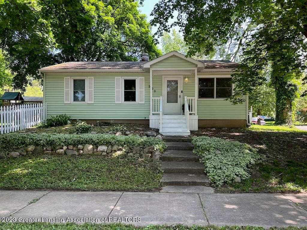 500 Sprucewood Ave, Lansing, MI 48910 Zillow