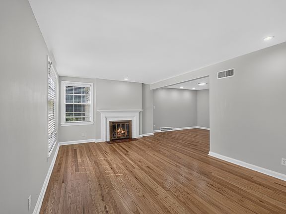 2nd image of 4116 Prairie Ln