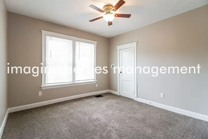 2816 Madison Rd — Photo 9