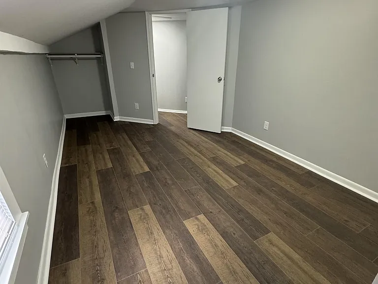 88 Clinton Ave — Photo 7