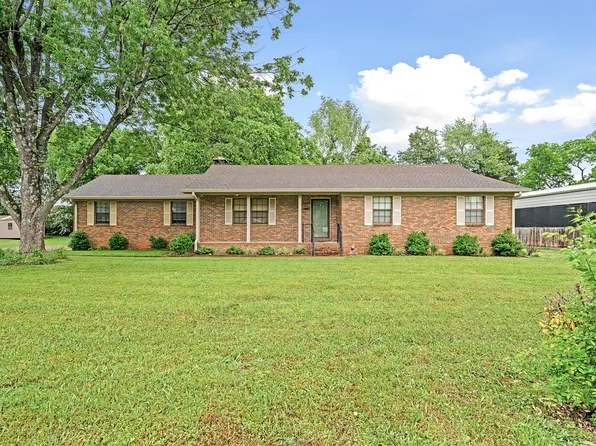 344 Highfield Dr, Murfreesboro, TN 37128