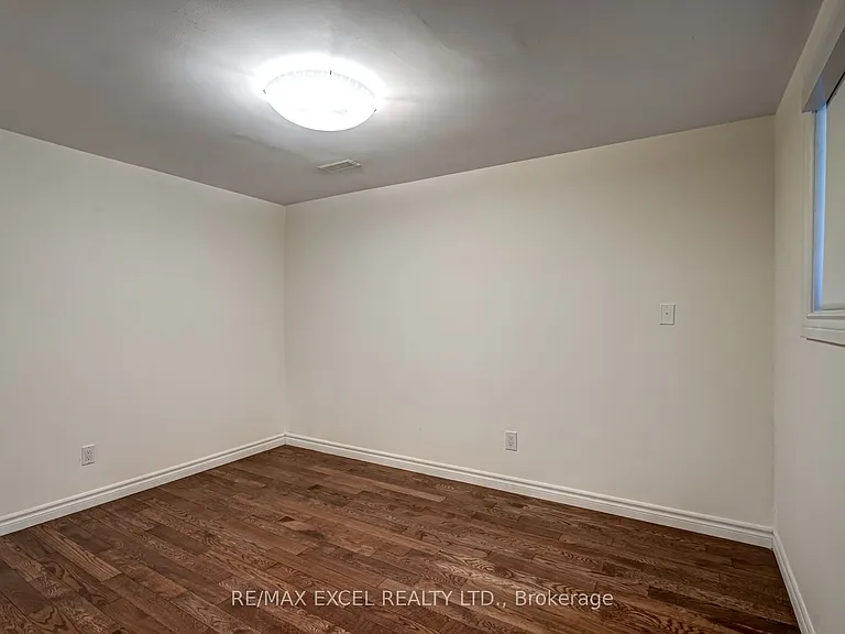 45 Millbank Ct #BASEMENT — Photo 14