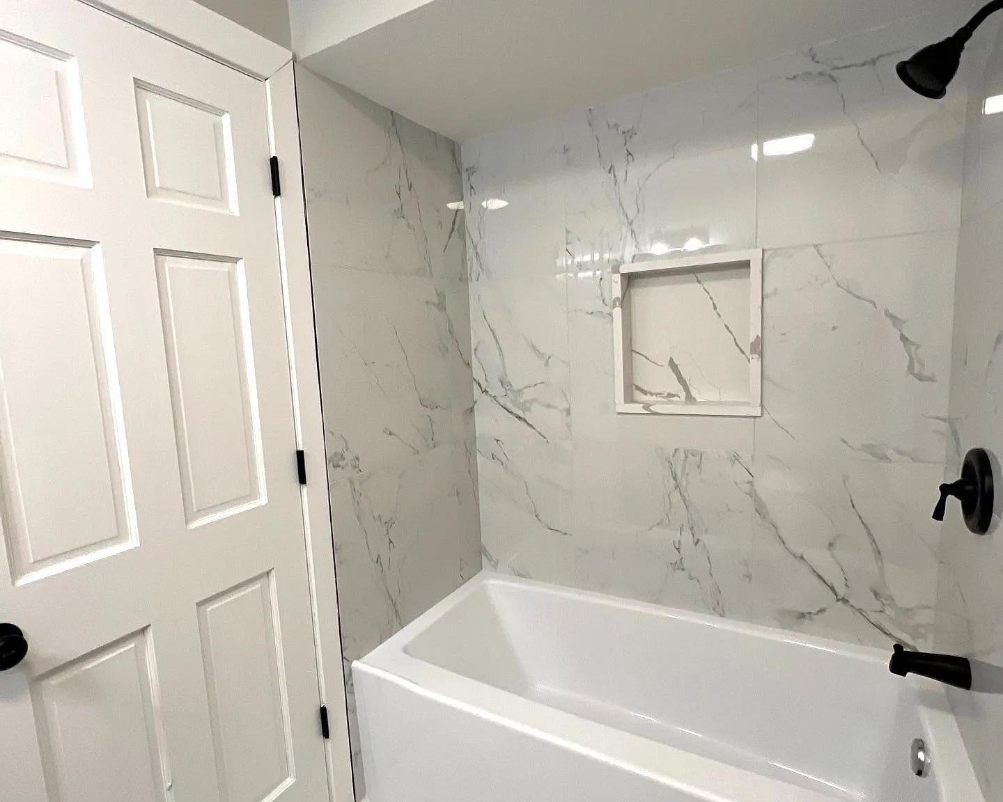 4 bed, 1133 sqft, $2,340 — Photo 4