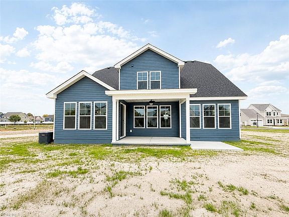 3rd image of 23 Mulligan Ln