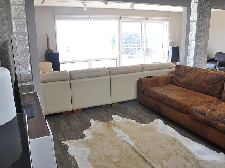 92 Yacht Harbor Dr — Photo 10
