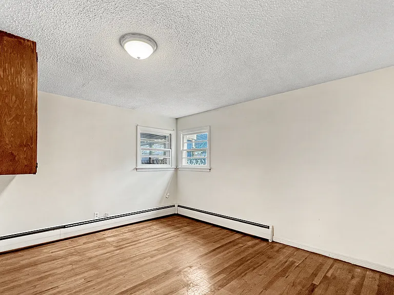506 N Ash St — Photo 15