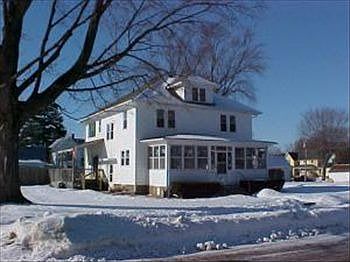 2nd image of 104 Youlon St S