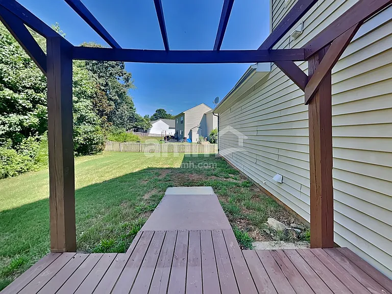 720 Waterbrook Ln — Photo 20