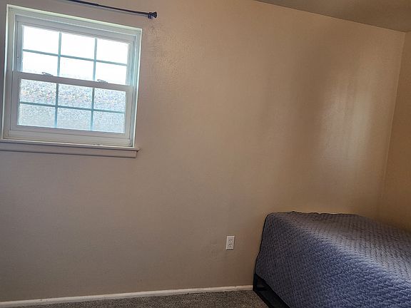 5th image of 3748 Scarlet Ave