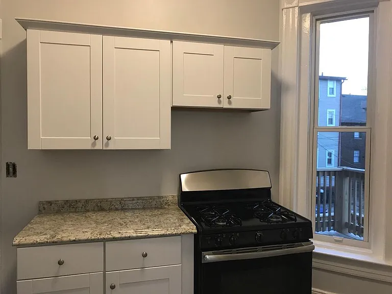 217 W Hill St #2 — Photo 12