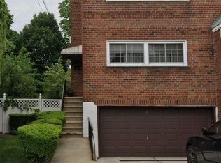 21120 41st Ave, Bayside, NY 11361