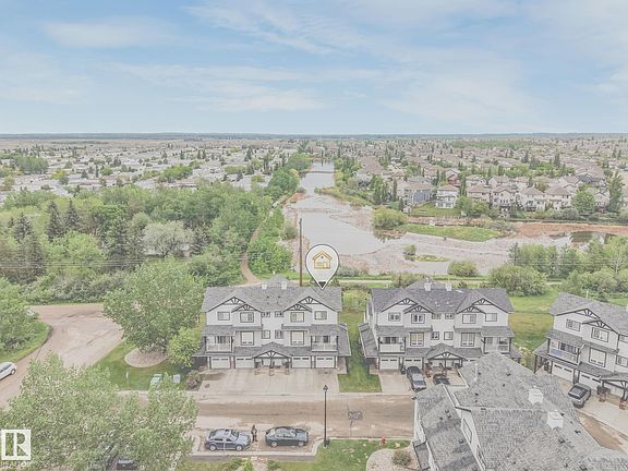 3rd image of 11 Clover Bar Ln #7