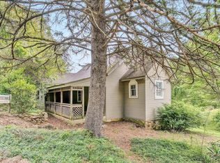 4638 Twelve Oclock Knob Rd, Roanoke, VA 24018