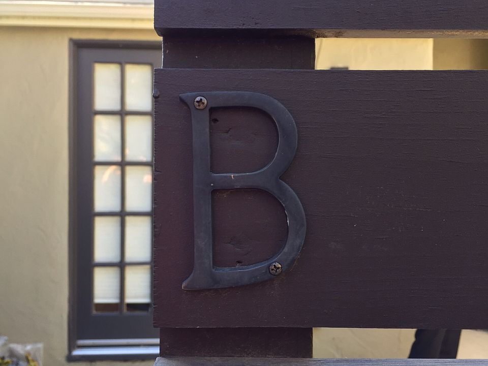 1st image of 7607 Lexington Ave APT B