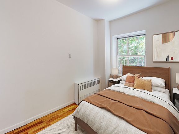 2nd image of 118 E 92nd St APT 1C