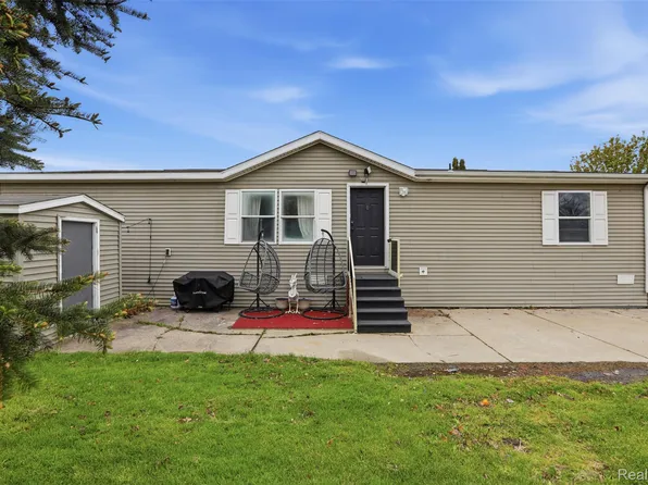 2700 Shimmons Rd Lot 121, Auburn Hills, MI 48326