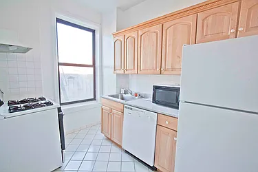 Rented by ROOM Real Estate