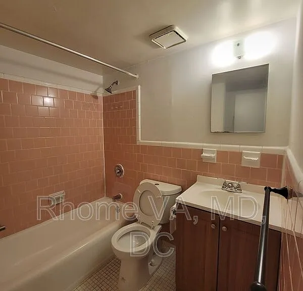 3220 S 28th St #204 — Photo 13