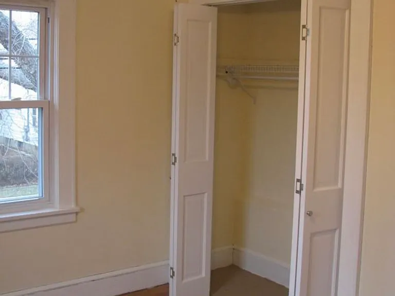 58 Ardmore St #1 — Photo 7