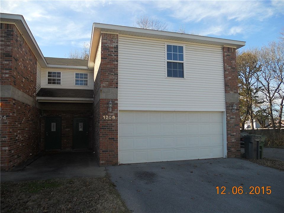1st image of 1202 W Allen Dr
