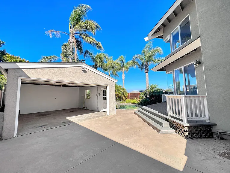 3840 Talbot St — Photo 25
