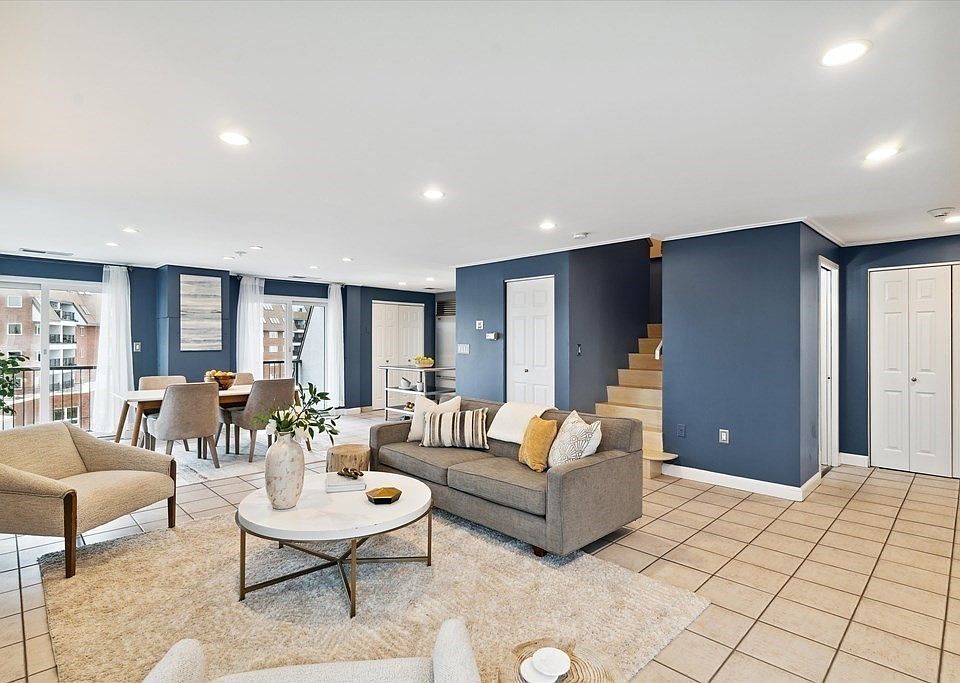 1st image of 154 Lynnway #A