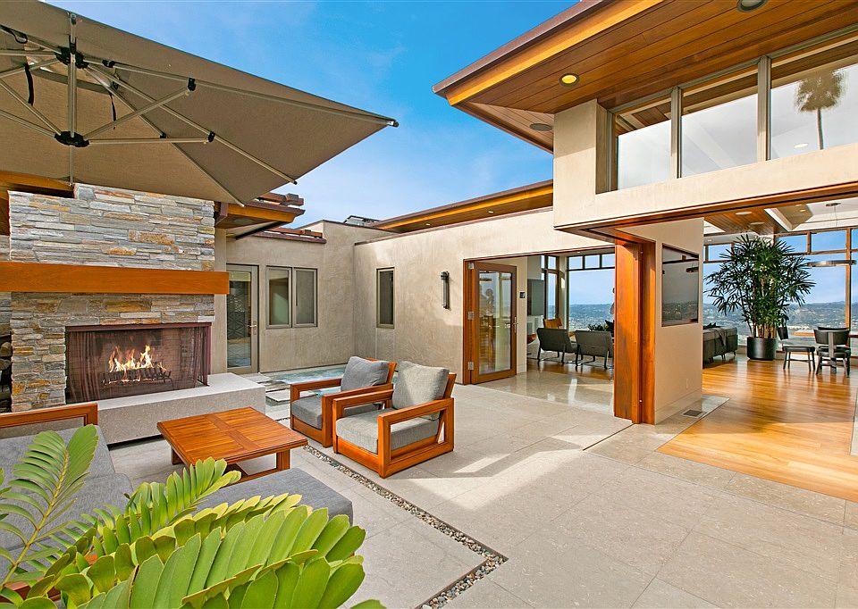 1st image of 2492 Mango Way