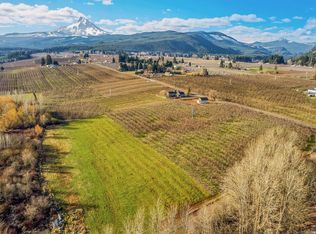 4975 Green Rd, Hood River, OR 97031