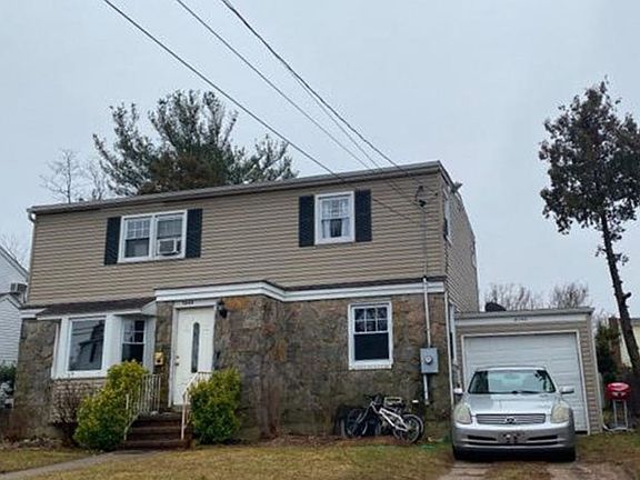 3rd image of 2542 5th Ave