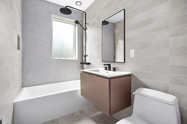 Sold by Christie's International Real Estate Group, LLC | media 17