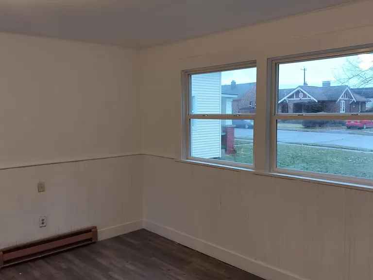 420 W Shannon Ave — Photo 23
