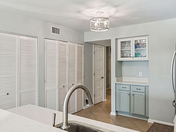 5th image of 7600 Palmetto Dr APT 107-B