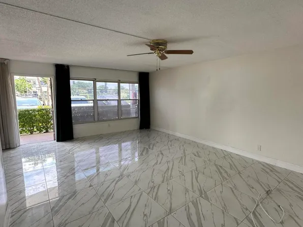 103 Greenbrier C, West Palm Beach, FL 33417