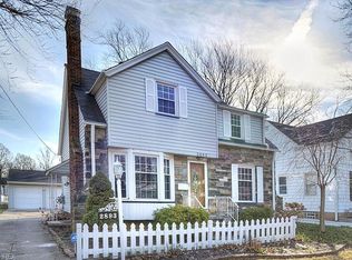 2893 Gasser Blvd, Rocky River, OH 44116