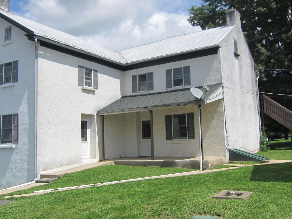 1st Floor, 1093 Douglass Drive, Apt A