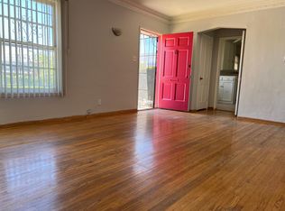 1146 Menlo Ave, Los Angeles, CA 90006