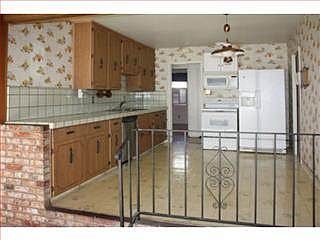 5th image of 956 W Olive Ave