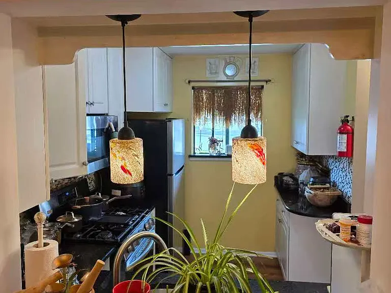 2 Tulip Ct — Photo 17