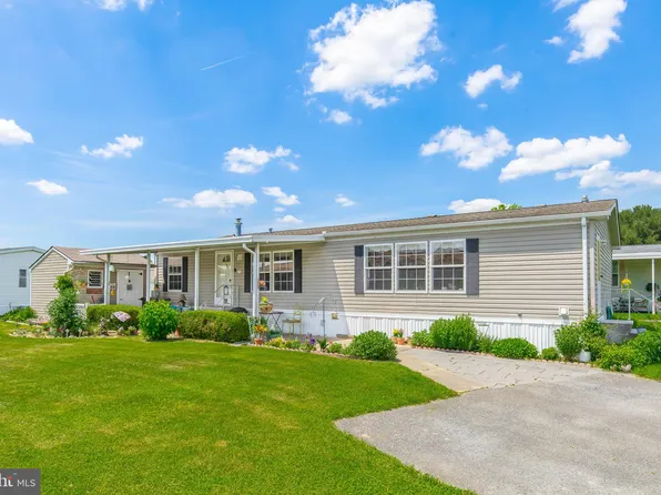 557 Holly Dr, New Providence, PA 17560