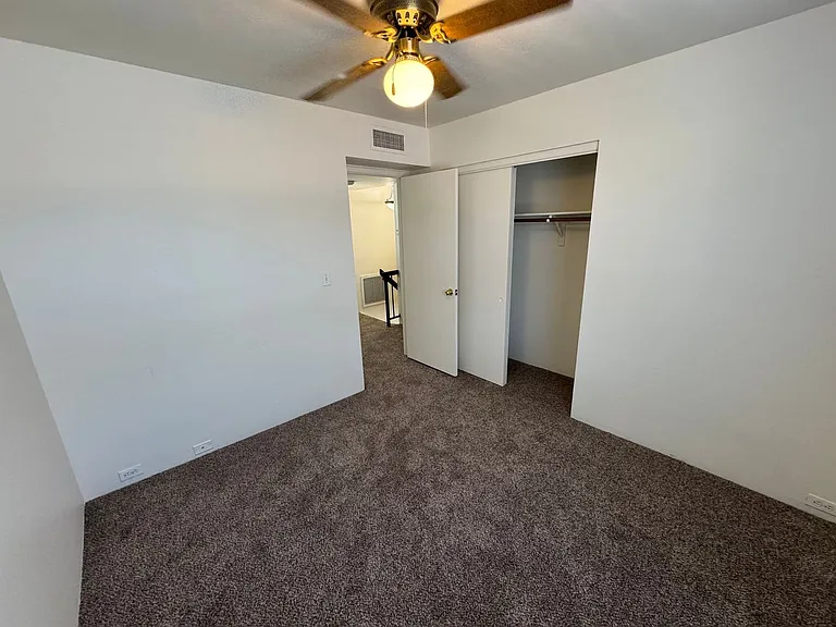 10420 N 10th St #3 — Photo 15