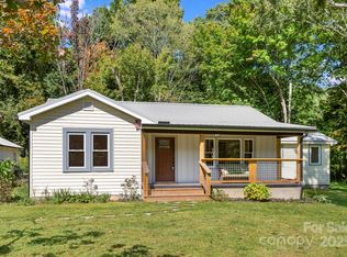 1808 Allens Creek Rd, Waynesville, NC 28786
