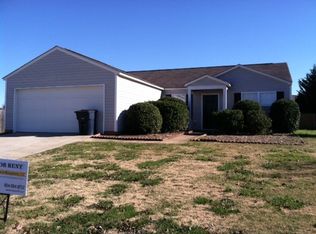 7 Martins Hollow Ln, Simpsonville, SC 29680