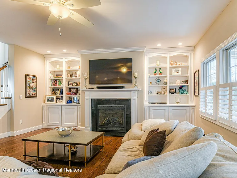 346 South Blvd — Photo 29