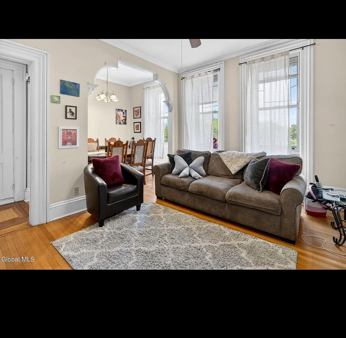 1 bed, 1250 sqft, $1,400 — Photo 1