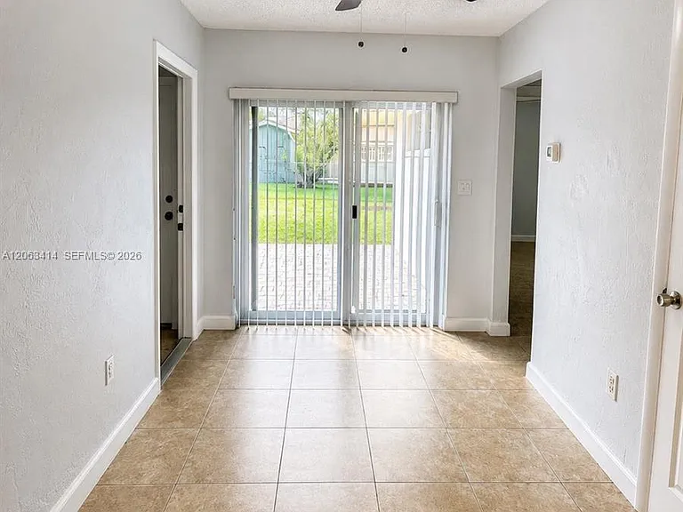 5780 SW 61st St #5782 — Photo 6