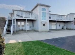 190 Sand Hill Cove Rd, Narragansett, RI 02882