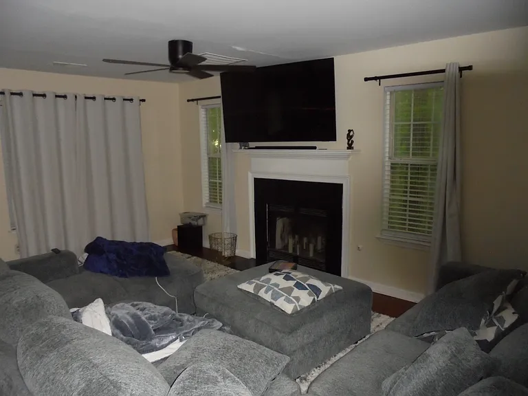 4941 September Ct NW — Photo 2
